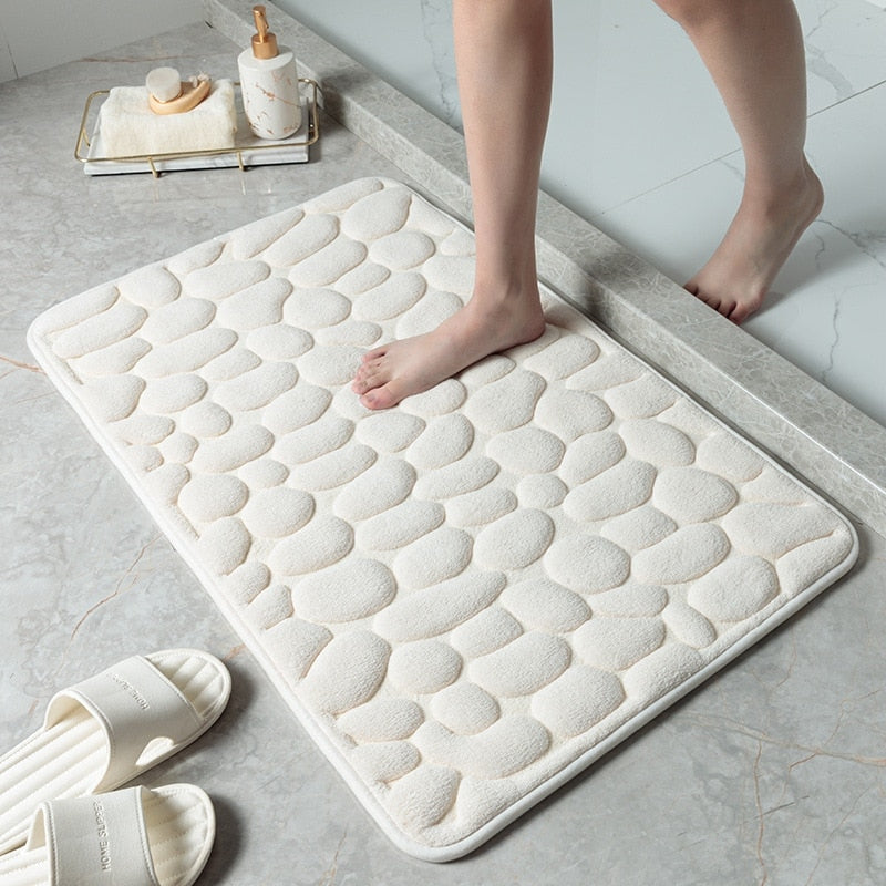 Non-slip, soft and absorbent bathroom rug